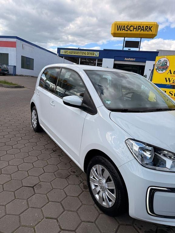 Second-hand VW e-up! 61 kW (83 CP) 2021 Alb Hatchback