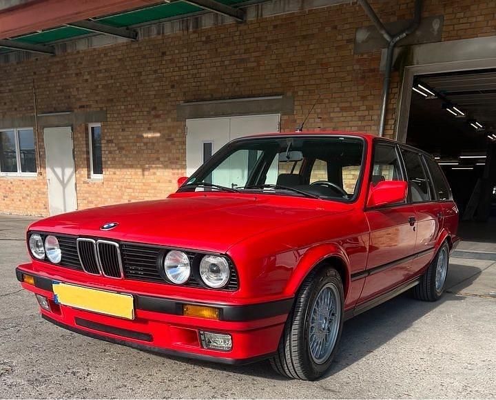 Rot Gebraucht 1991 BMW 318 Kombi | 14.900 € - Bild 1/4