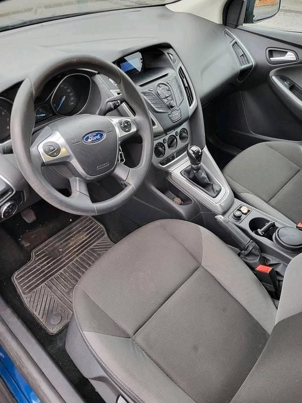 Usata Ford Focus 77 CV (56 kW) 2011 Station wagon