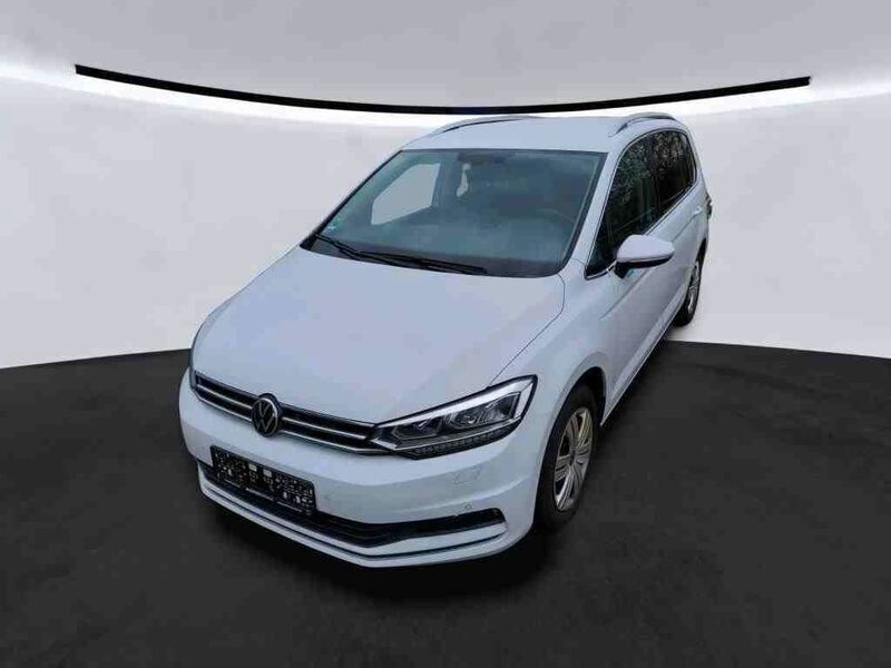 Weiß Gebraucht 2021 VW Touran Highline Van / Kleinbus | 19.990 € (Superpreis) - Bild 1/4