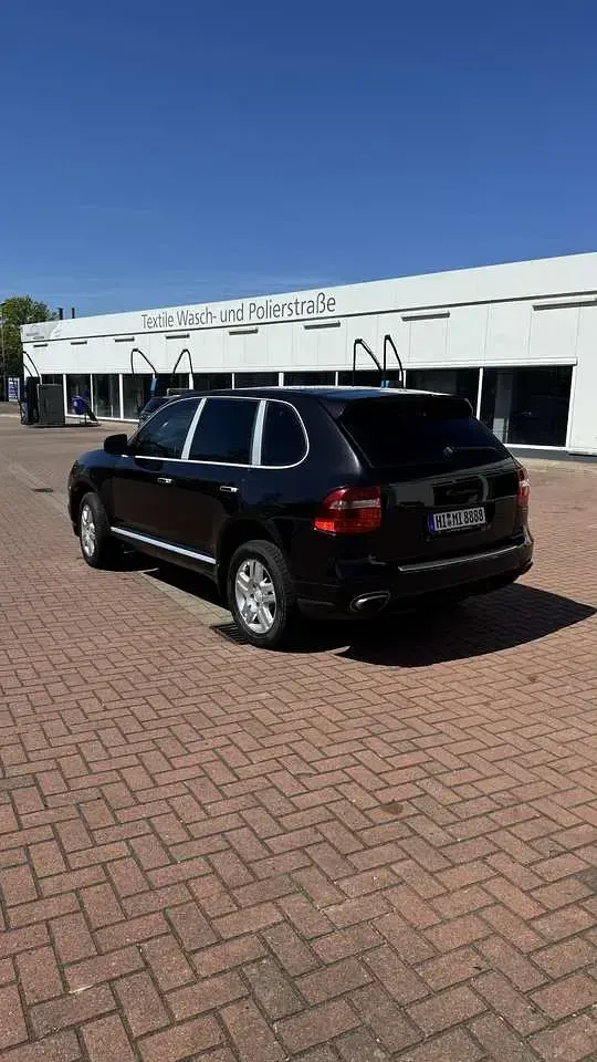 Second-hand Porsche Cayenne 245 CP (180 kW) 2009 Negru SUV