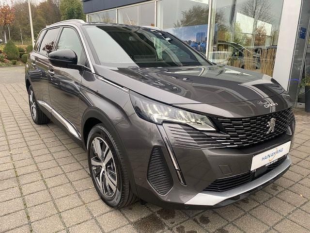Gebraucht Peugeot 5008 Allure 131 PS (96 kW) 2024 Grau Van / Kleinbus