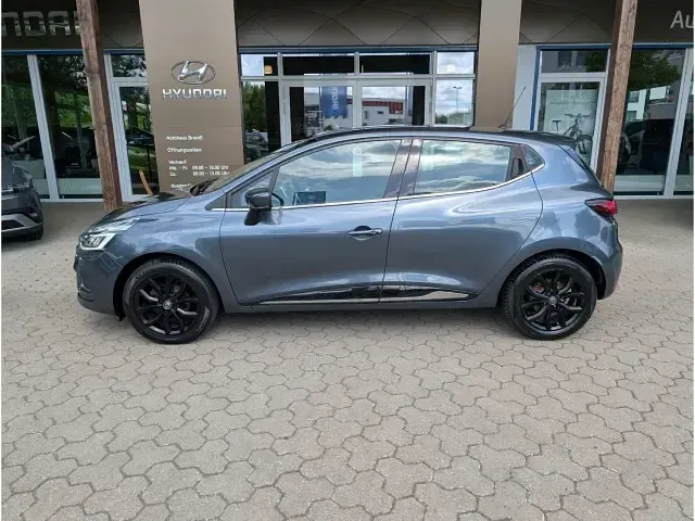 Gebraucht Renault Clio IV Intens 118 PS (86 kW) 2018 Grau Kleinwagen
