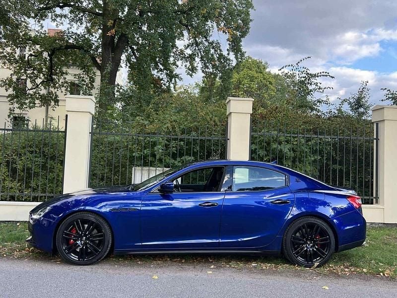 Gebraucht Maserati Ghibli 410 PS (301 kW) 2014 Blau Limousine