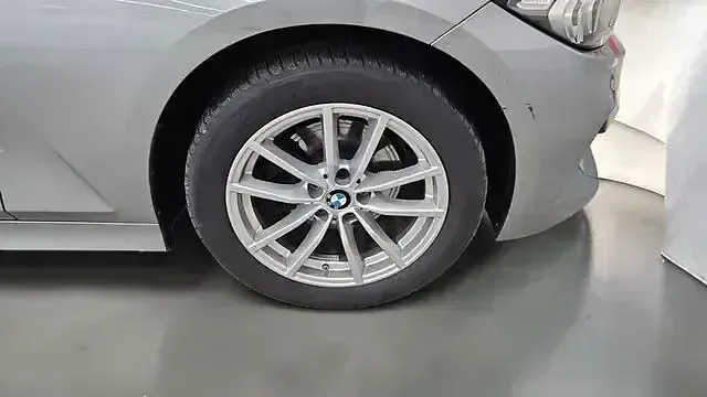Gebraucht BMW 320 Shadowline 190 PS (139 kW) 2023 Grau Kombi
