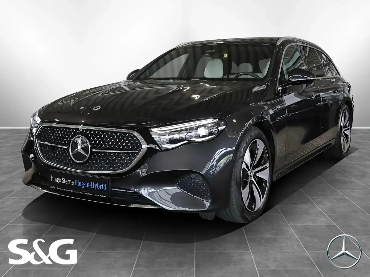 Gebraucht Mercedes E300 Advanced Plus 204 PS (150 kW) 2025 Kombi