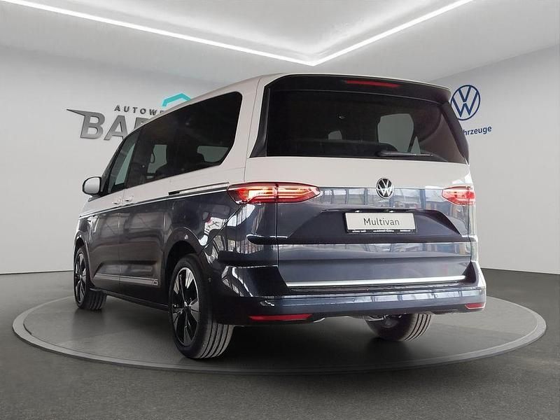 Neu VW Multivan Life 150 PS (110 kW) 2026 Blau Van