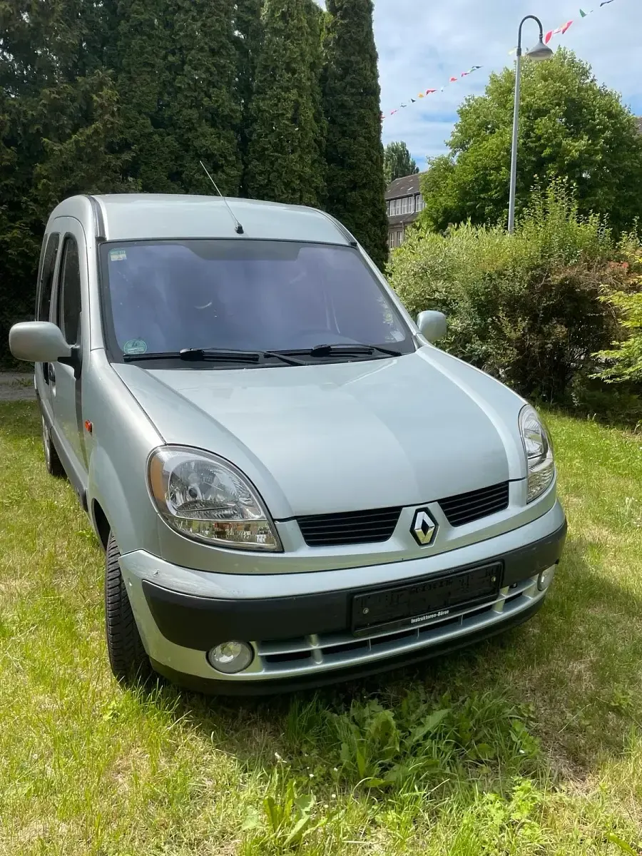 Gebraucht Renault Kangoo 95 PS (69 kW) 2004 Grau Van / Kleinbus