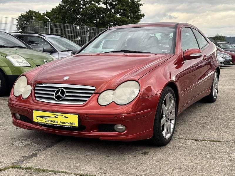 Orange Gebraucht 2003 Mercedes C200 Coupé | 2.490 € (Fairer Preis) - Bild 1/4