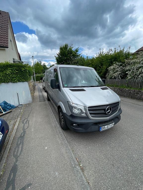 Silber Gebraucht 2015 Mercedes Sprinter Van | 14.900 € (Etwas zu teuer) - Bild 1/4