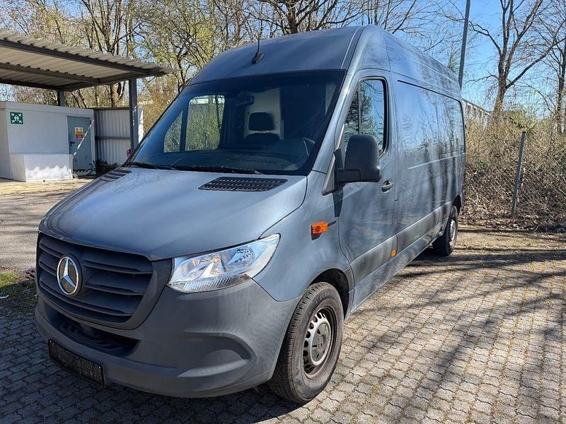 Gebraucht Mercedes E-Sprinter 85 kW (116 PS) 2020 Grau Van