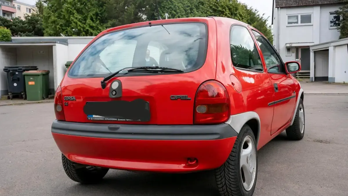 Gebraucht Opel Corsa 60 PS (44 kW) 1997 Rot Kleinwagen