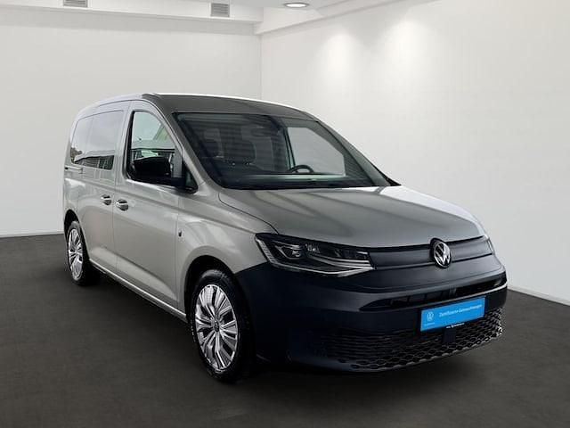 Gebraucht VW Caddy Basis 116 PS (85 kW) 2024 (reflexsilber metallic) Van / Kleinbus