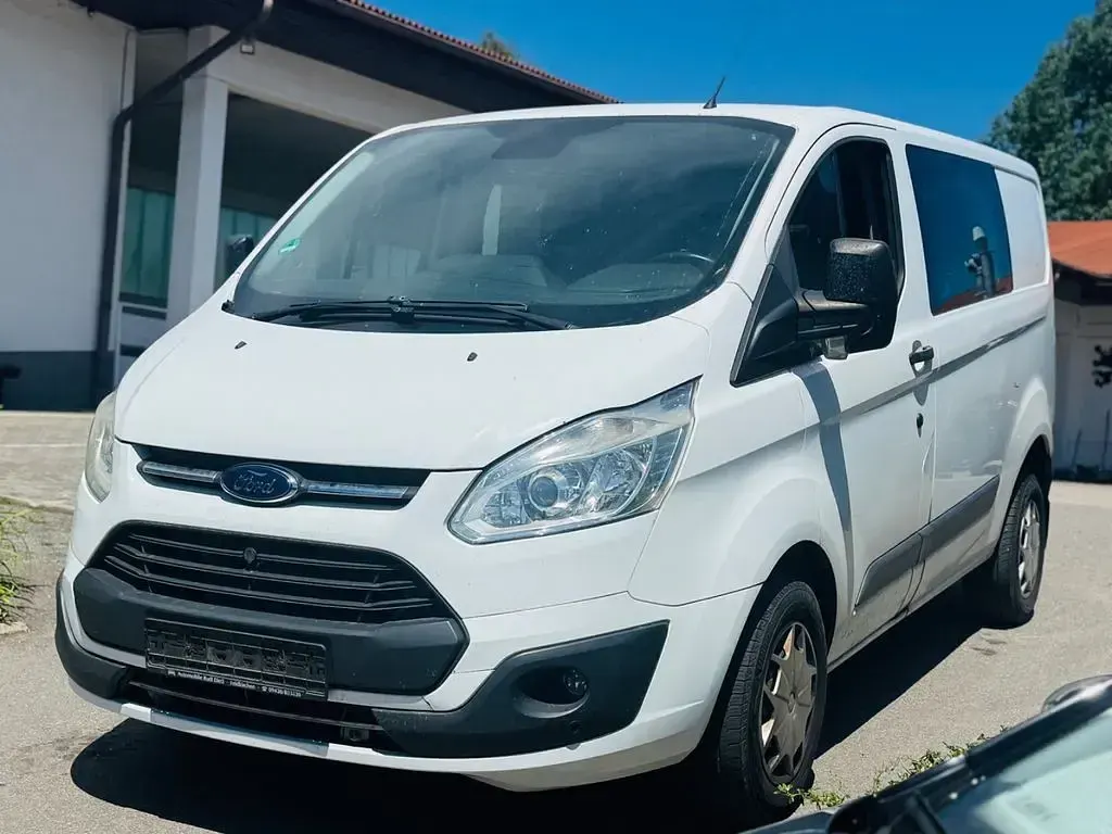 Gebraucht Ford Transit Custom Trend 131 PS (96 kW) 2017 Weiß Van / Kleinbus