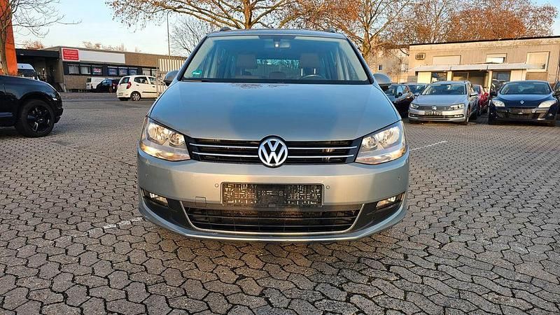 Gebraucht VW Sharan Comfortline 140 PS (102 kW) 2011 Grau Van / Kleinbus