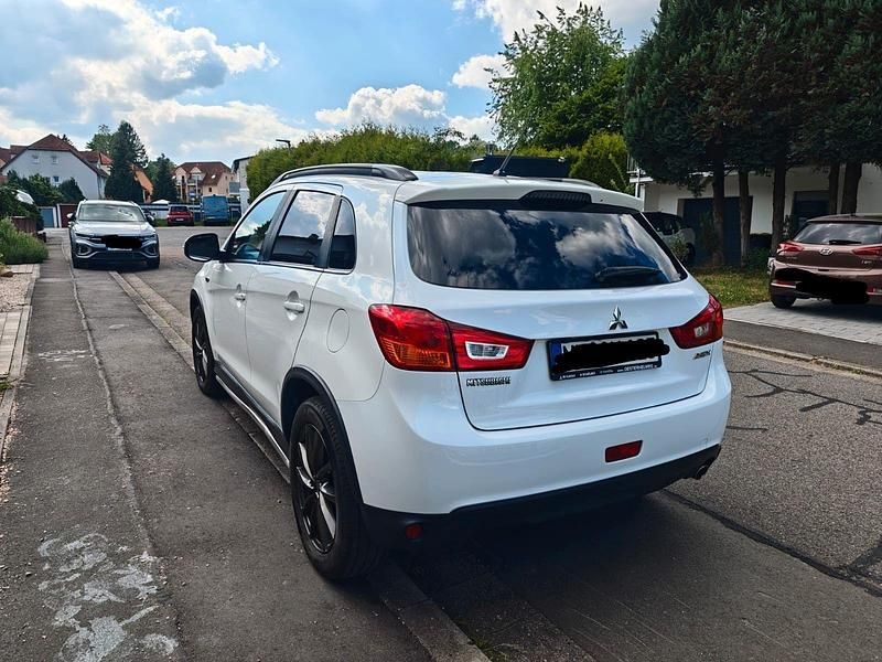 Gebraucht Mitsubishi ASX Diamant Edition 150 PS (110 kW) 2017 Weiß SUV