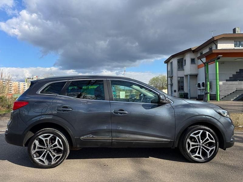 Gebraucht Renault Kadjar 150 PS (110 kW) 2019 Grau SUV