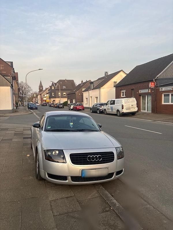 Gebraucht Audi TT Basis 180 PS (132 kW) 1998 Grau Coupé