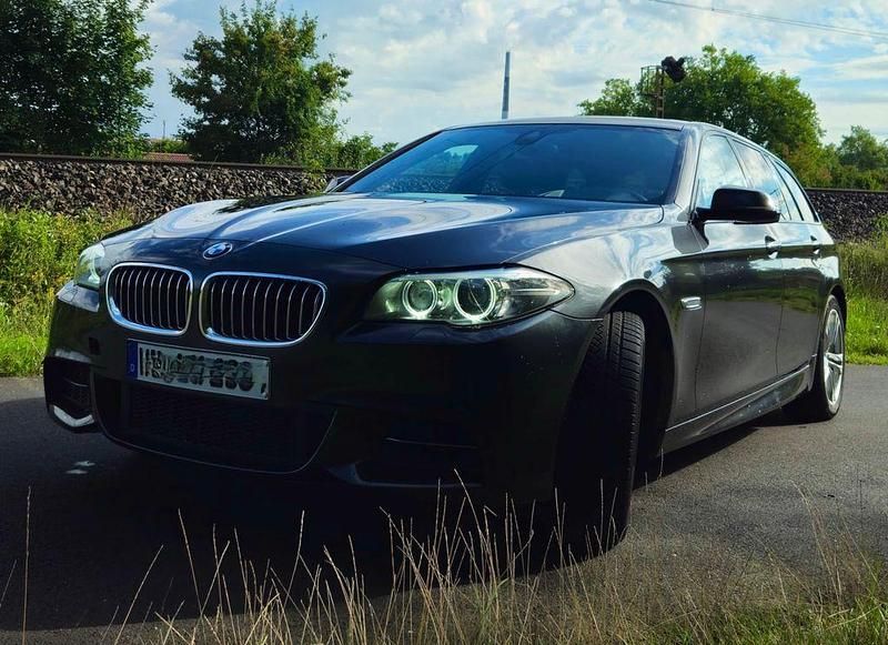 Grau Gebraucht 2014 BMW 528 M Sport Kombi | 18.600 € (Etwas zu teuer) - Bild 1/4