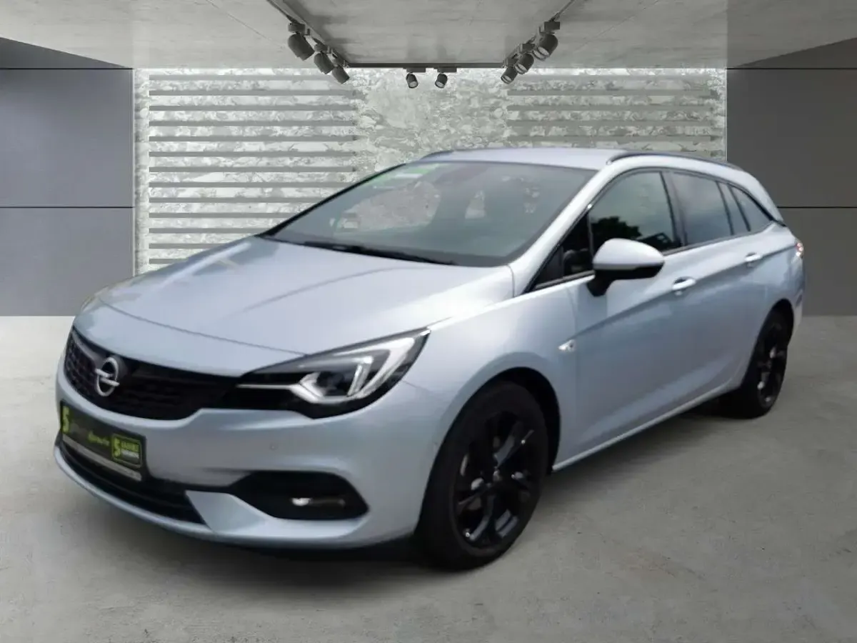 Gebraucht Opel Astra Ultimate 145 PS (106 kW) 2020 Diamant blaum2 / diam silb Kombi