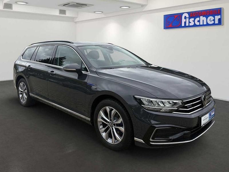 Gebraucht VW Passat GT 156 PS (114 kW) 2021 Uranograu Kombi