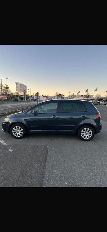 Gebraucht VW Golf V 116 PS (85 kW) 2005 Blau Limousine