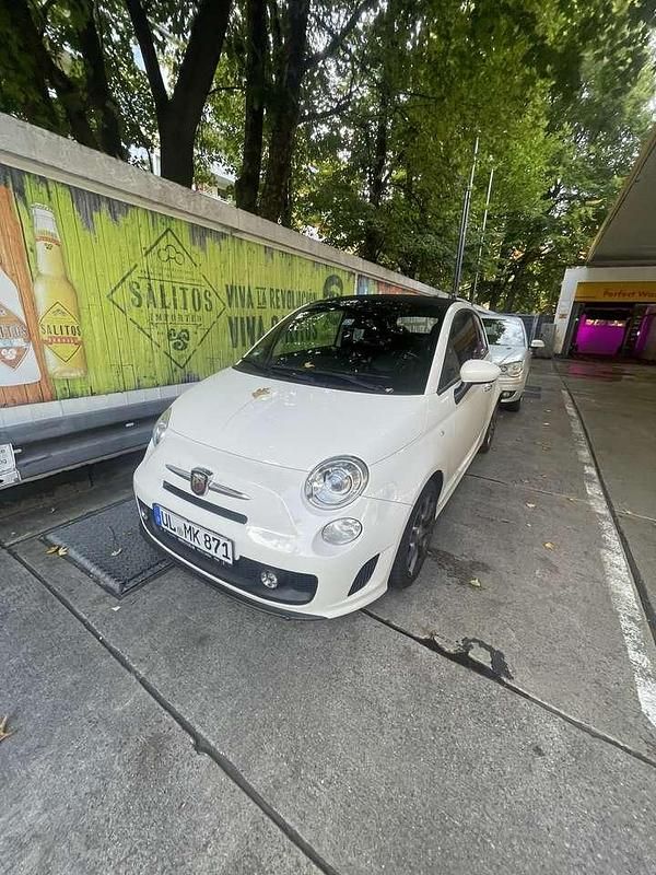 Weiß Gebraucht 2014 Abarth 500C Cabrio | 10.800 € (Fairer Preis) - Bild 1/4