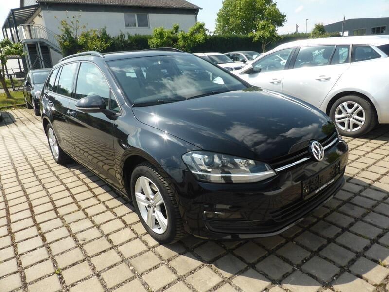 Schwarz Gebraucht 2016 VW Golf VII Comfortline Kombi | 12.990 € (Guter Preis) - Bild 1/4