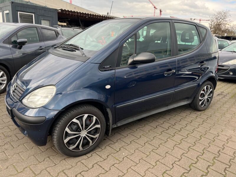 Blau Gebraucht 2001 Mercedes A170 Limousine | 1.999 € (Etwas zu teuer) - Bild 1/4