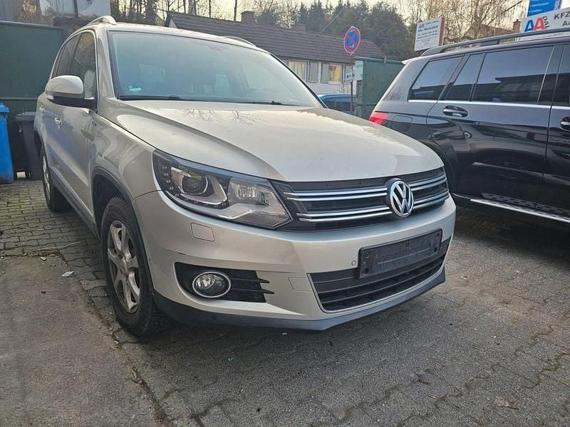 Gebraucht VW Tiguan Life 179 PS (131 kW) 2013 Silber SUV