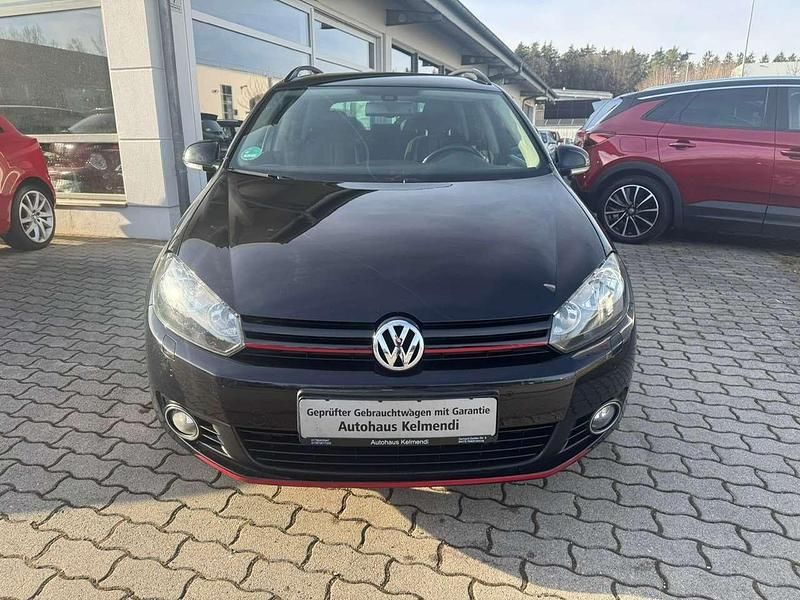Gebraucht VW Golf VII Match 140 PS (102 kW) 2013 Deep black perleffekt Kombi