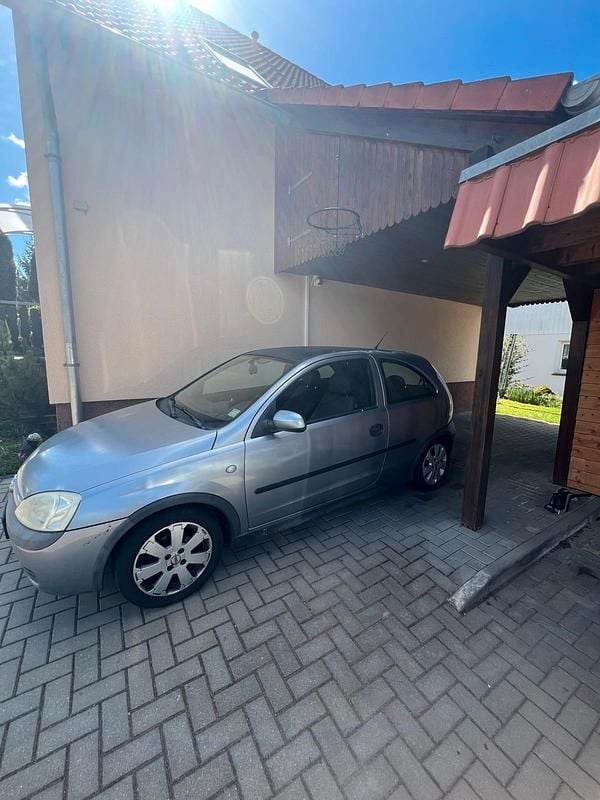 Usata Opel Corsa 59 CV (43 kW) 2002 Grigio Utilitaria