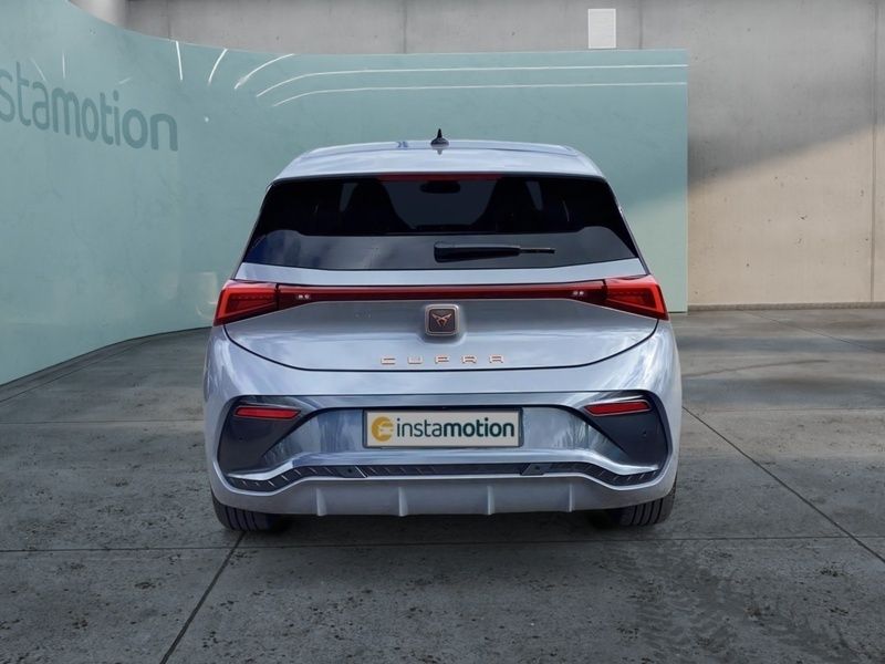 Second-hand Cupra Born 169 kW (231 CP) 2024 Gri Hatchback