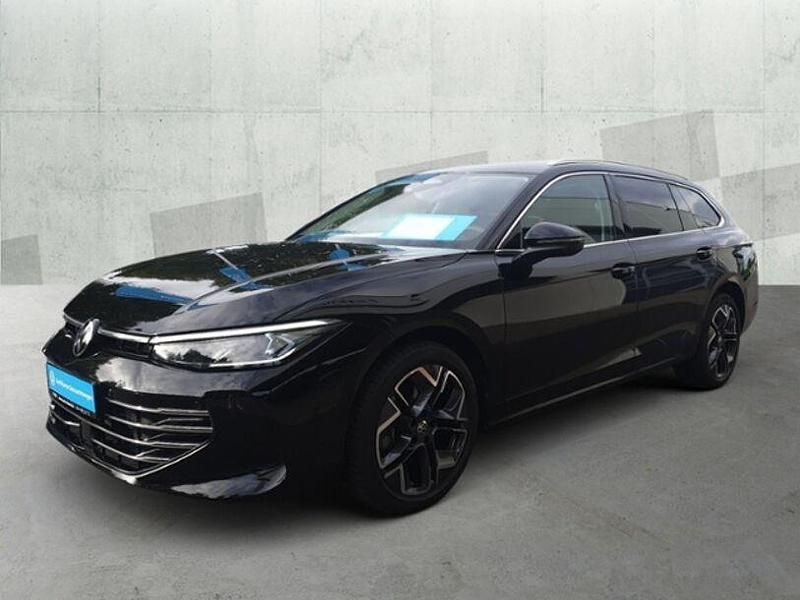 Gebraucht VW Passat Elegance 150 PS (110 kW) 2024 Schwarz Kombi