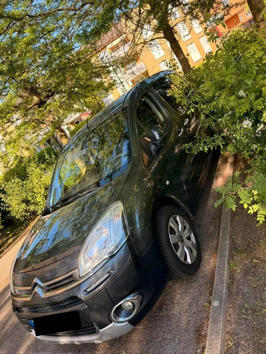 Gebraucht Citroën Berlingo 2014 Grau Van / Kleinbus