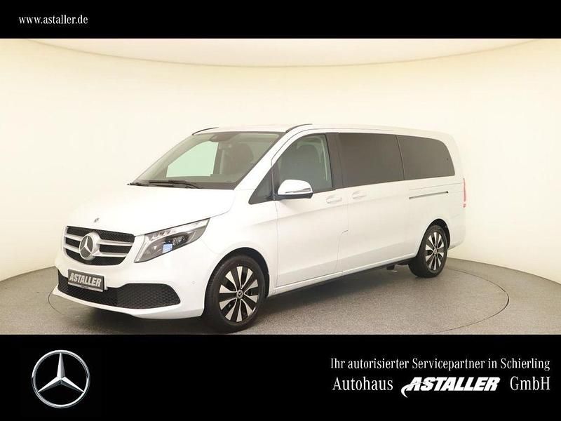 Bergkristallweiß metallic Gebraucht 2024 Mercedes V250 Edition Van / Kleinbus | 54.399 € - Bild 1/4