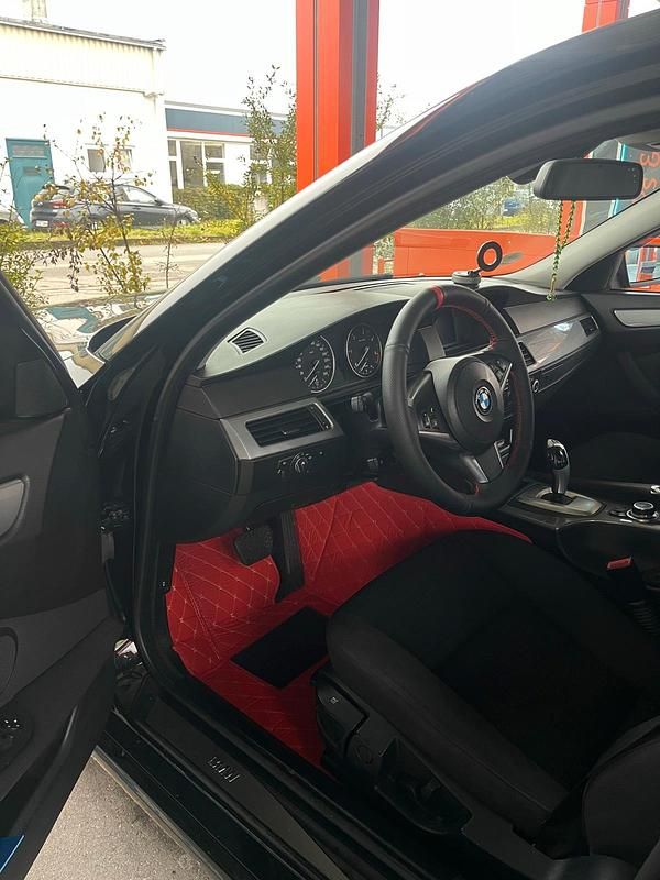 Gebraucht BMW 520 177 PS (130 kW) 2009 Schwarz Limousine