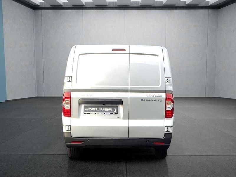 Gebraucht Maxus eDeliver 3 117 kW (160 PS) 2024 Silber Van