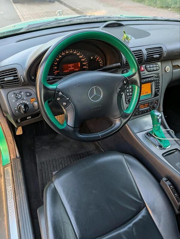 Gebraucht Mercedes C240 170 PS (125 kW) 2001 Grün Limousine
