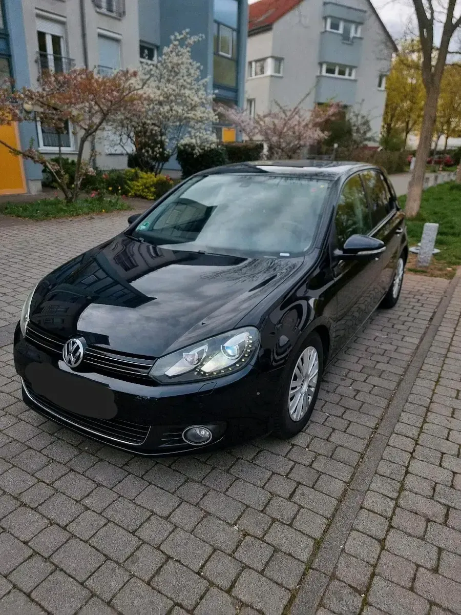Gebraucht VW Golf VII 122 PS (89 kW) 2012 Schwarz Limousine