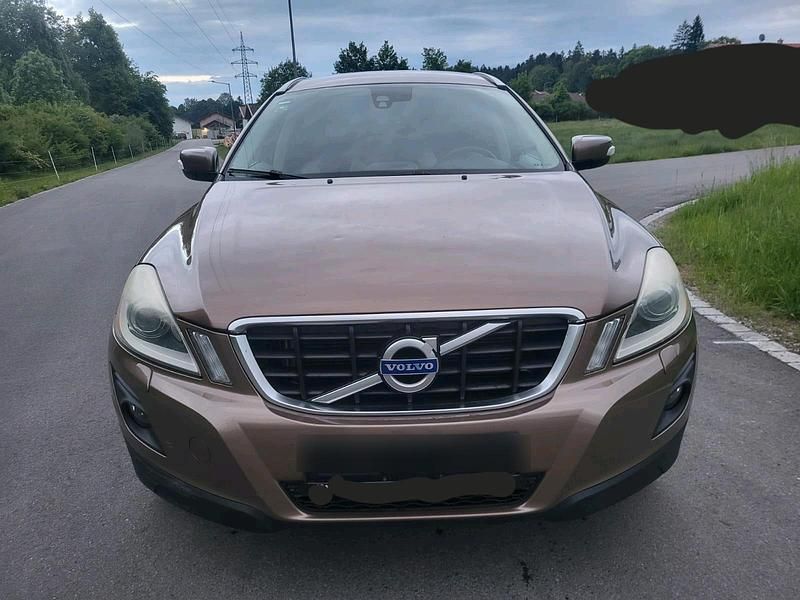 Braun Gebraucht 2010 Volvo XC60 SUV | 5.900 € (Guter Preis) - Bild 1/4