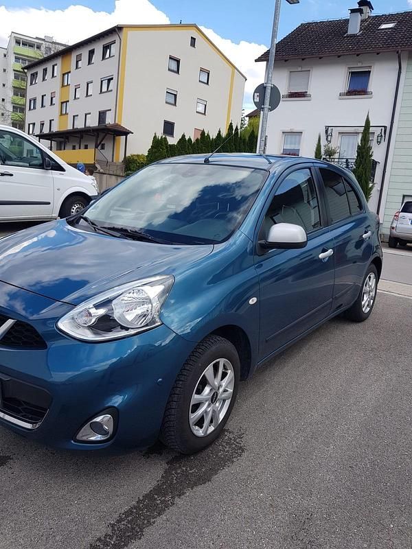 Grün Gebraucht 2016 Nissan Micra Kleinwagen | 6.000 € (Fairer Preis) - Bild 1/4