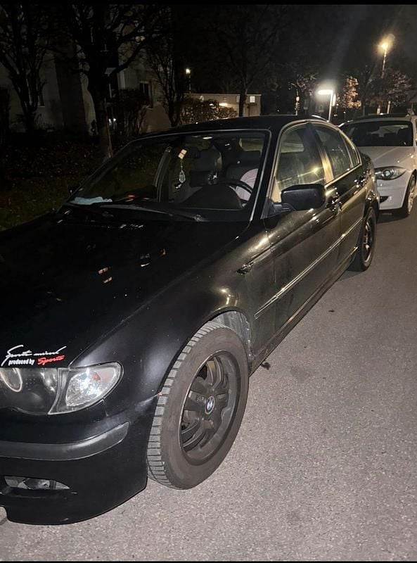 Gebraucht BMW 316 115 PS (84 kW) 2003 Schwarz Limousine