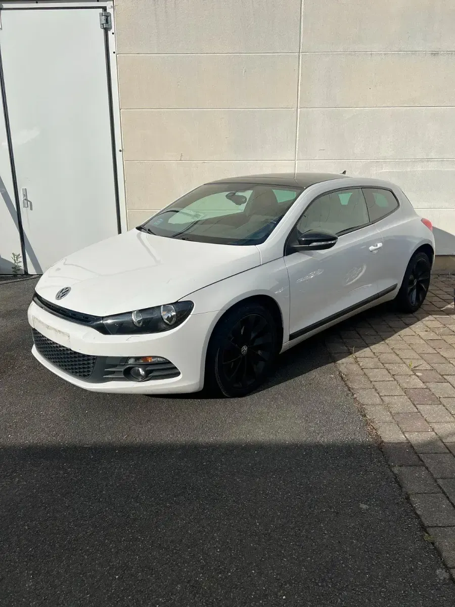 Gebraucht VW Scirocco 200 PS (147 kW) 2008 Weiß Coupé