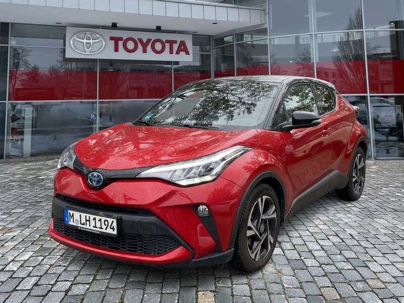Karminarot metallic / dach sc Gebraucht 2023 Toyota C-HR Team SUV | 25.990 € (Fairer Preis) - Bild 1/4
