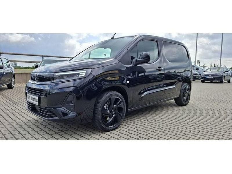 Gebraucht Opel Combo-e Life Ultimate 100 kW (136 PS) 2025 Schwarz Limousine