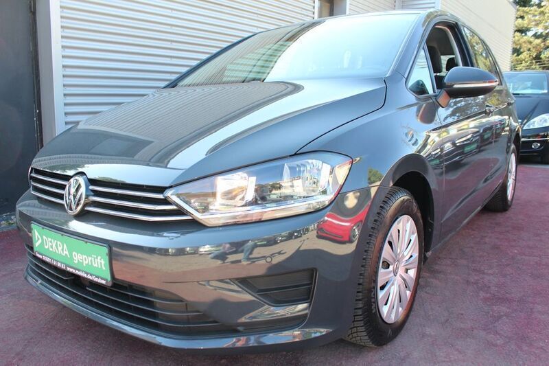 Grau Gebraucht 2017 VW Golf Sportsvan Comfortline Van / Kleinbus | 11.799 € (Guter Preis) - Bild 1/4
