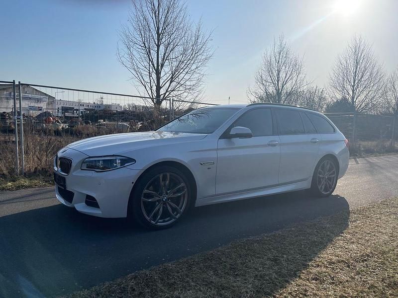 Gebraucht BMW 535 M Sport 360 PS (264 kW) 2015 Sonderlackierung Kombi