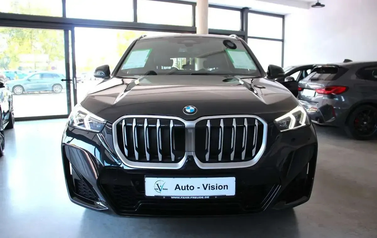 Gebraucht BMW X1 M Sport 163 PS (119 kW) 2025 Schwarz SUV