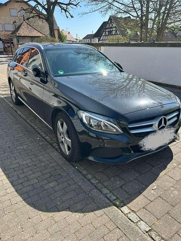 Schwarz Gebraucht 2014 Mercedes C180 Kombi | 13.500 € (Fairer Preis) - Bild 1/4